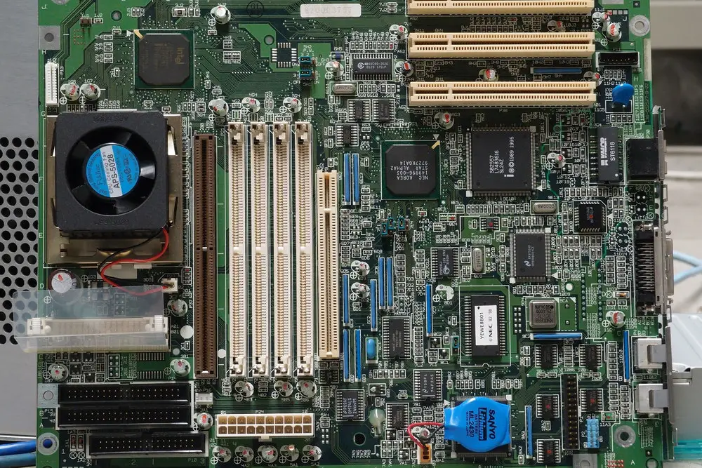 AMD B550 Vs  X570 Motherboards